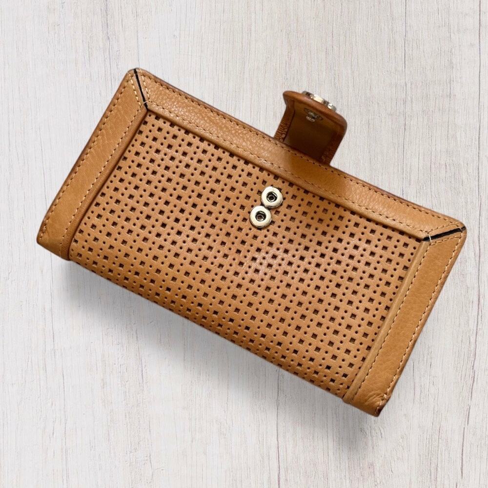 Fossil Tan Genuine Leather Perforated Clutch Wallet Snap-Tab - Picture 3 of 10